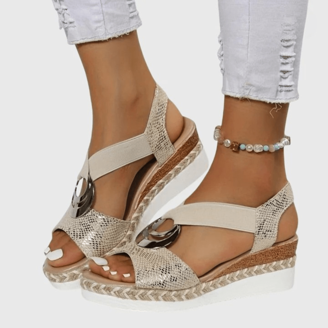 Yvonne – Sandaler med solid platform og god stabilitet
