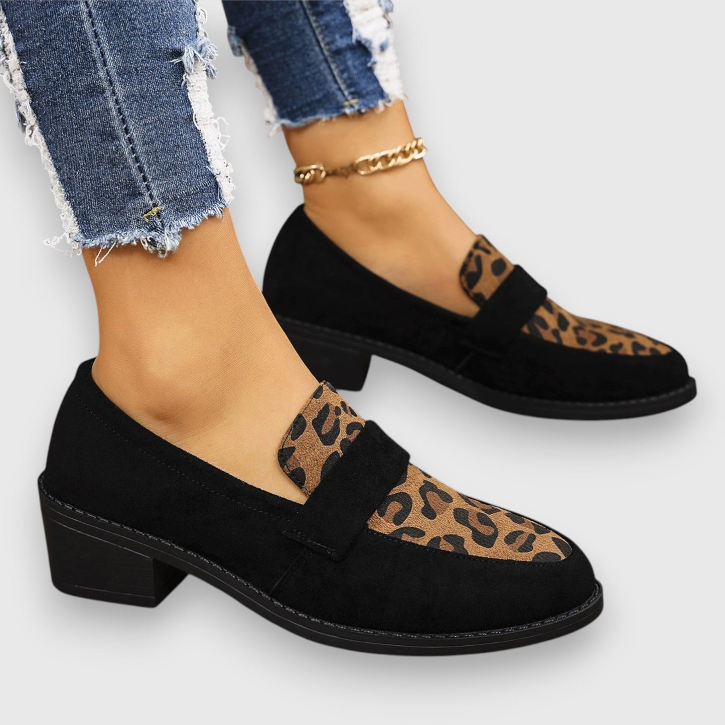 Brunika – Loafers med leopardmønster og sofistikeret stil