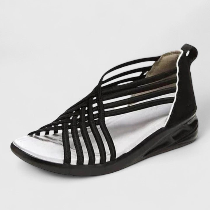 Theresa – Sandaler med kobberdetaljer og sofistikeret look