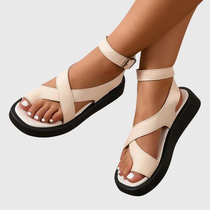 Vera – Sandaler med åben hæl og elegant rem