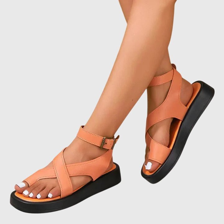 Vera – Sandaler med åben hæl og elegant rem