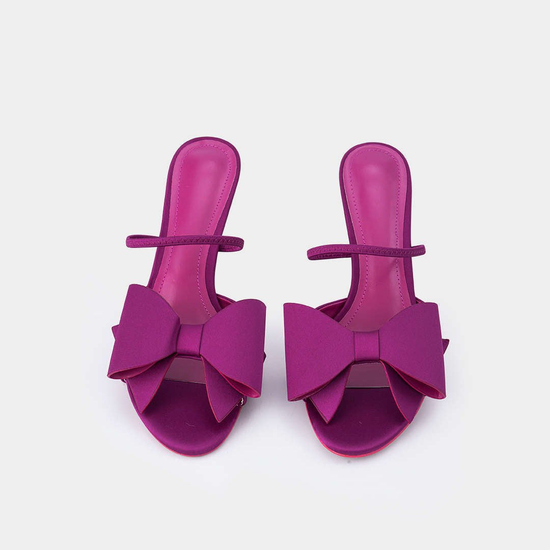 Helle – Kunstlæder pumps med klassisk design