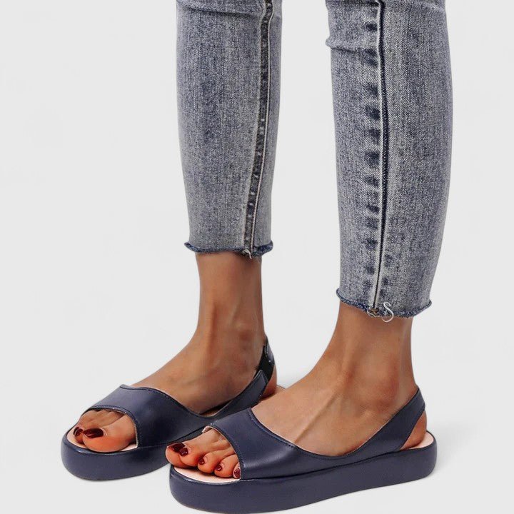 Johanne – Sandaler med stilrent minimalistisk design