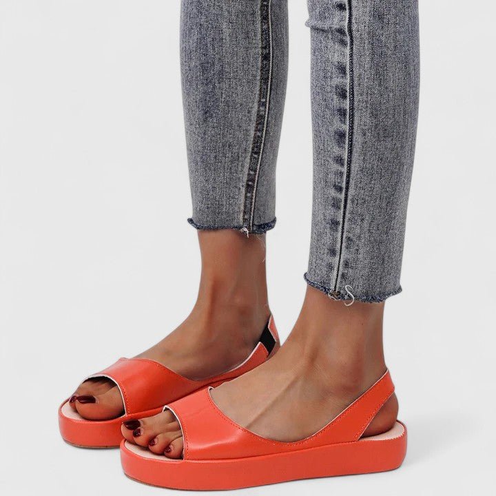 Johanne – Sandaler med stilrent minimalistisk design
