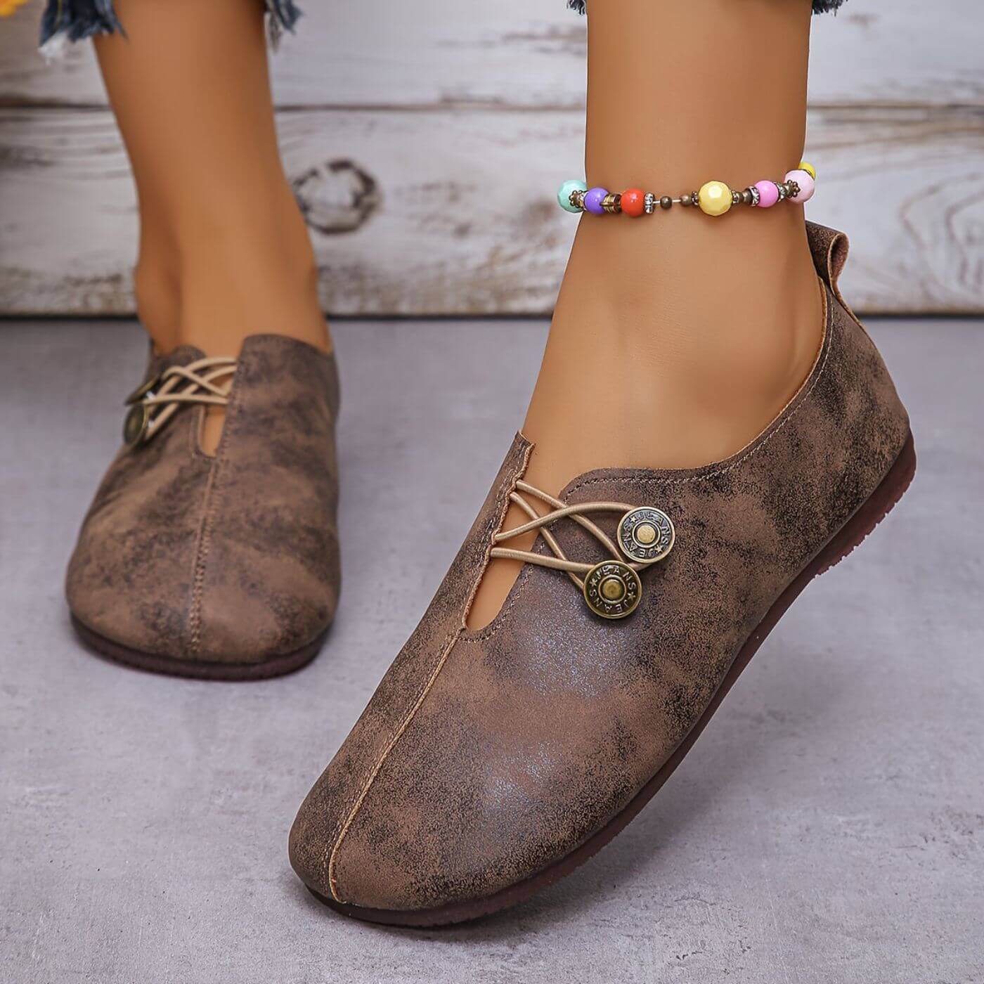 Komfortabel damesko med rund tå og slip-on design