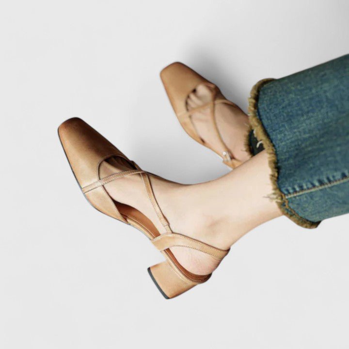 Mikaela – Lette sommersandaler med farverigt design