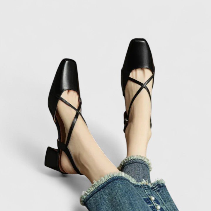Mikaela – Lette sommersandaler med farverigt design