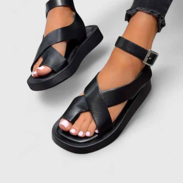 Astrid – Sandaler med smal rem og elegant udseende
