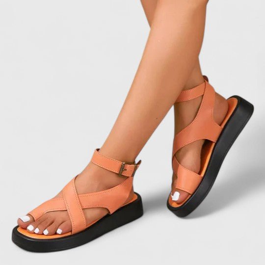 Astrid – Sandaler med smal rem og elegant udseende