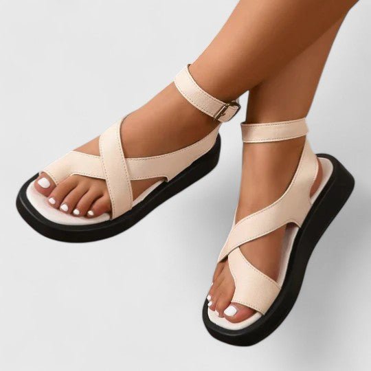 Astrid – Sandaler med smal rem og elegant udseende