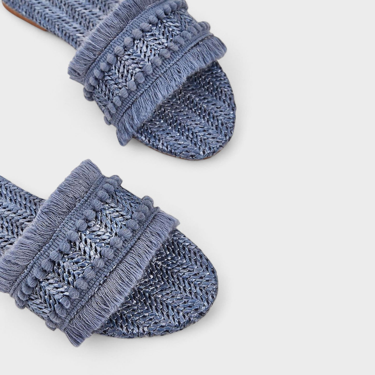 Rikke – Pompom-sko med festlig og farverig stil