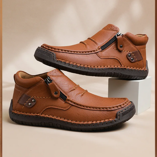 Retro-elegante slip-on herrestøvler i læderstil