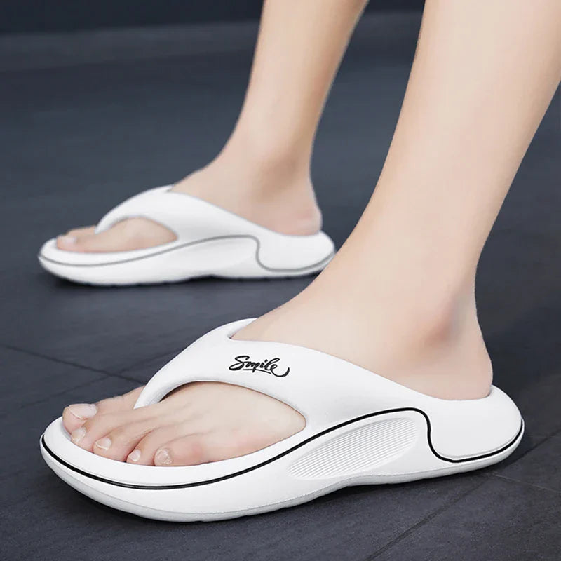 Afslappede sneakers til mænd i grå med hvid sål