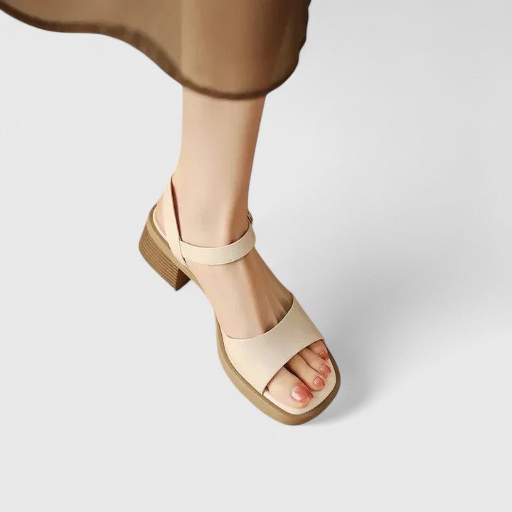 Saga – Stilfulde sandaler med moderne design