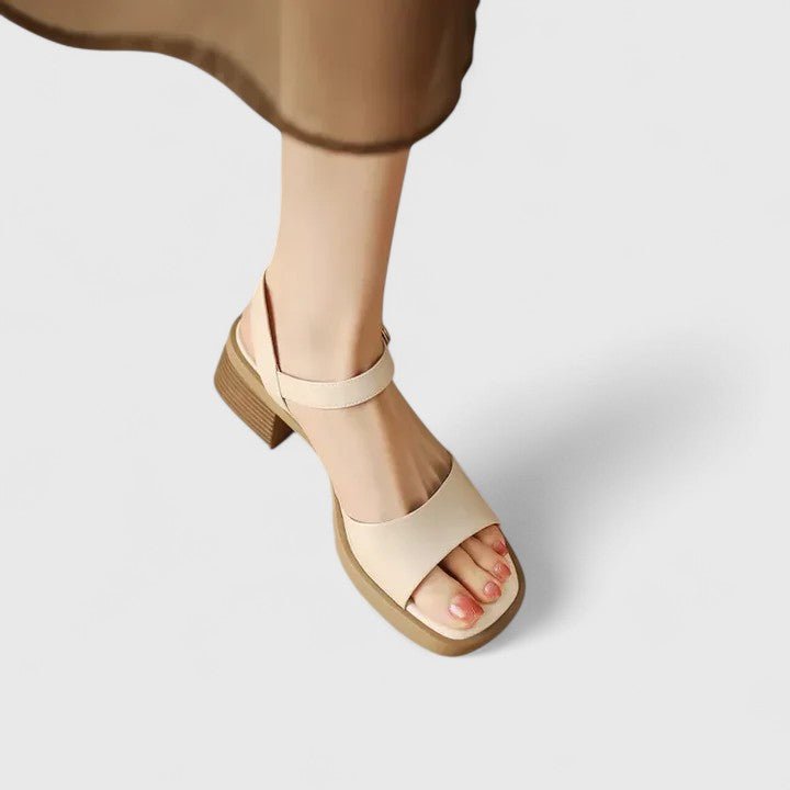 Saga – Stilfulde sandaler med moderne design