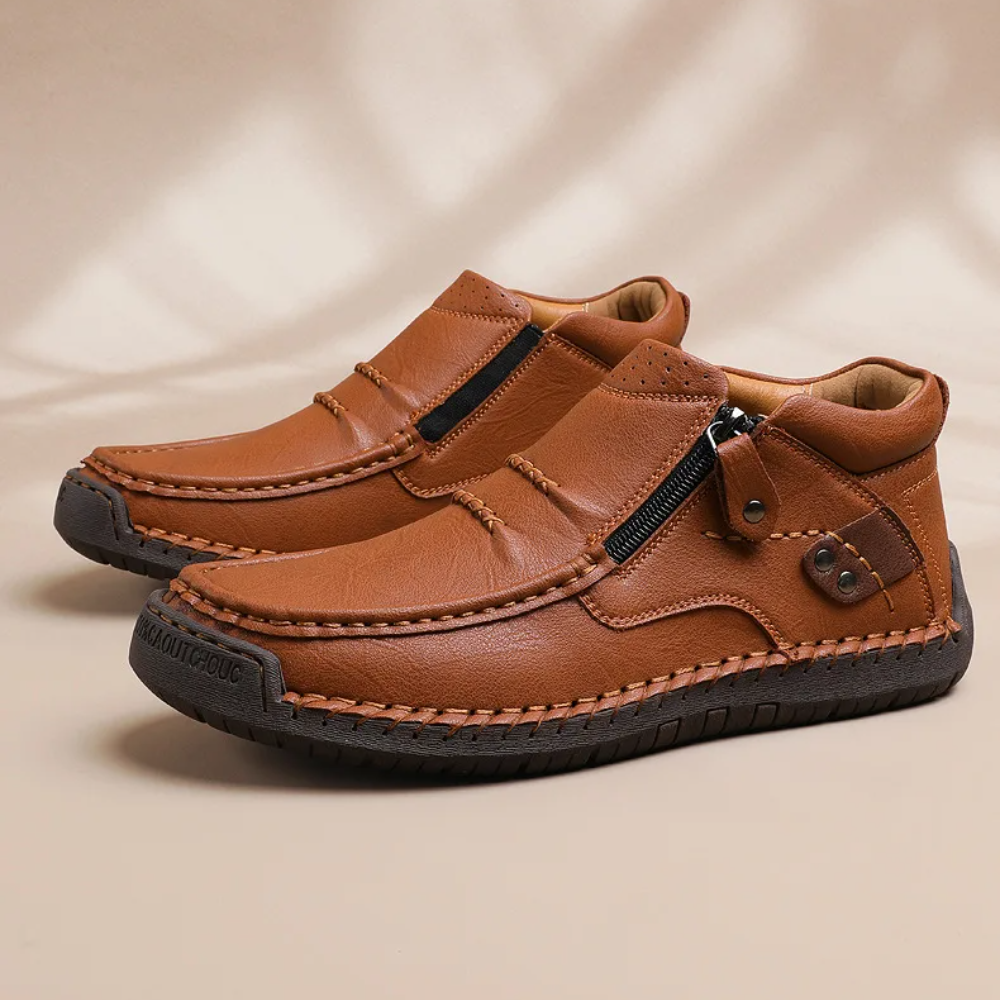 Retro-elegante slip-on herrestøvler i læderstil