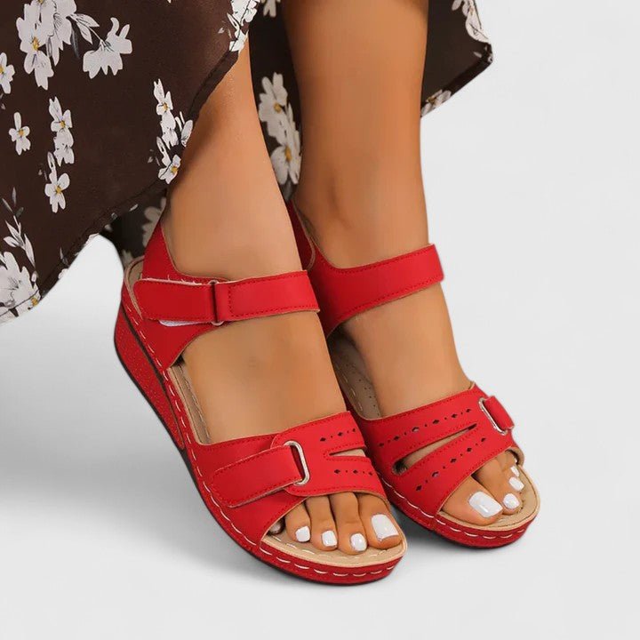 Ulla – Sandaler med to-rem design og solid base
