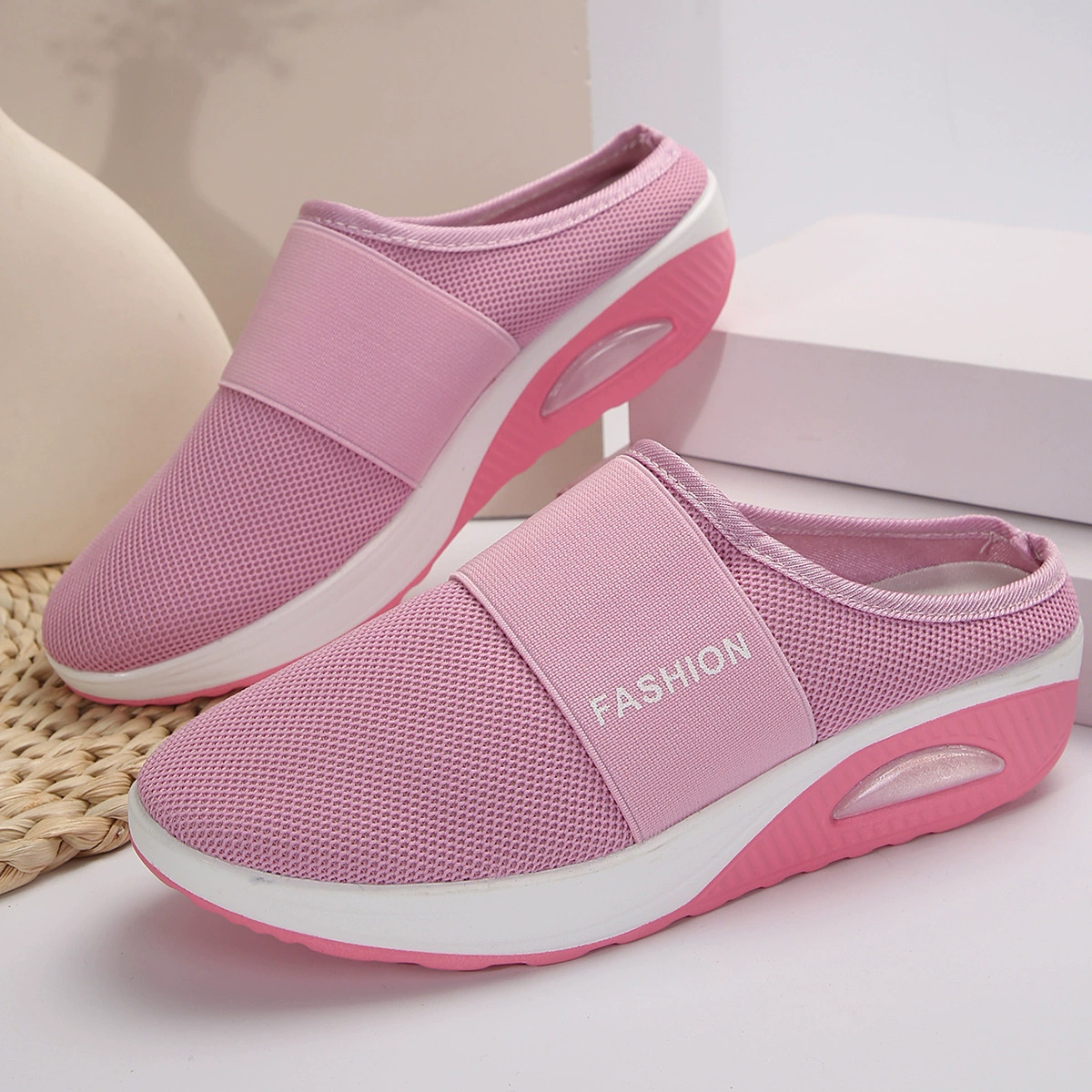 Stilfulde slip-on gåsko til kvinder – let og komfortabel