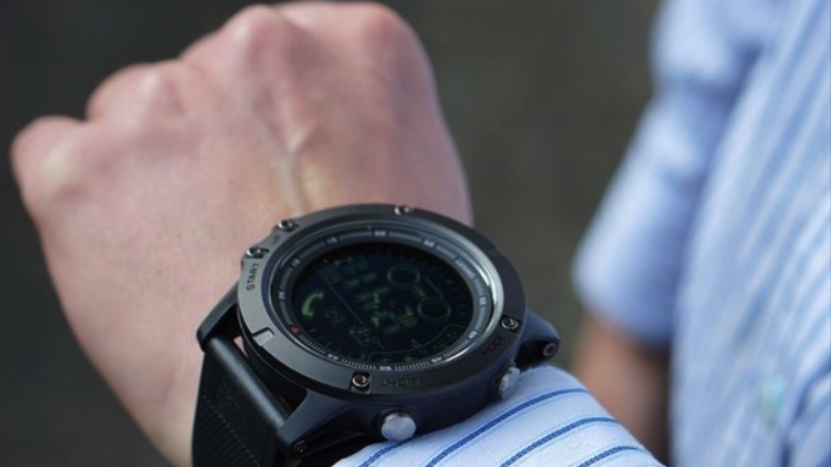 Smartwatch – Ekstrem Holdbarhed til Hverdag og Sport
