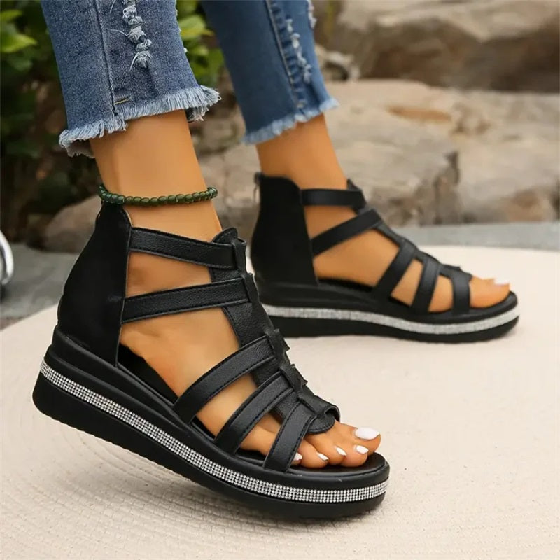 Afslappede sandaler til hverdag og sommer med åbent design
