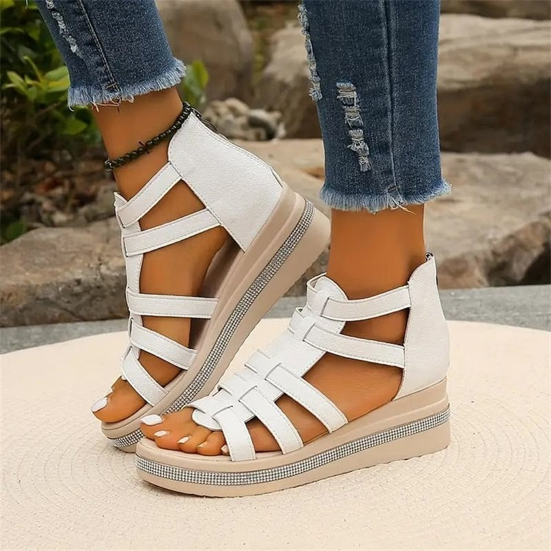 Afslappede sandaler til hverdag og sommer med åbent design