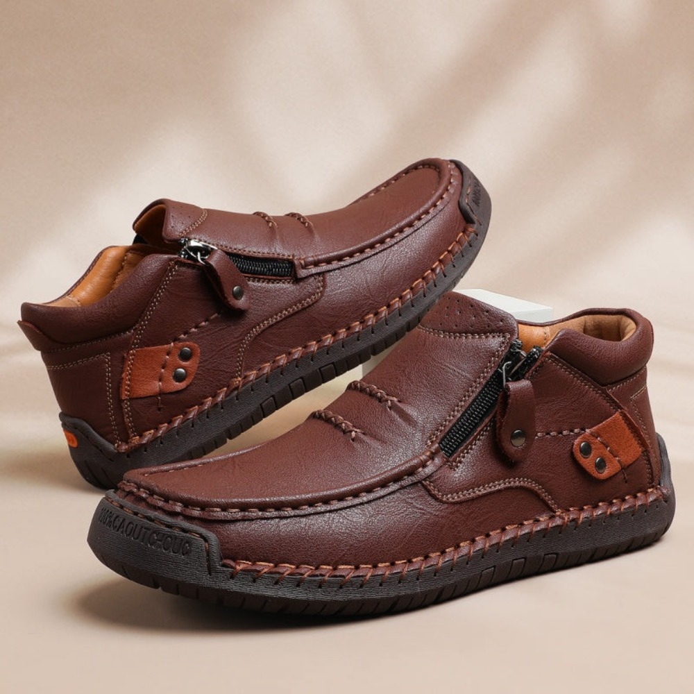 Retro-elegante slip-on herrestøvler i læderstil