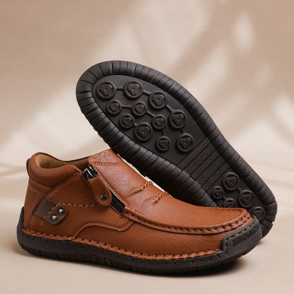 Retro-elegante slip-on herrestøvler i læderstil
